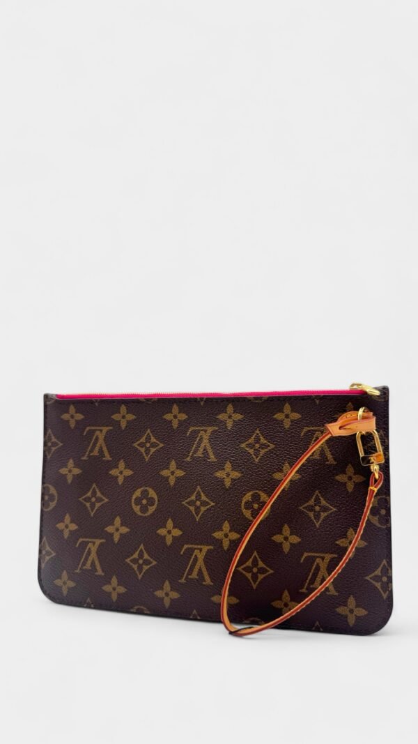 LOUIS VUITTON - POCHETTE MONOGRAM - Image 2